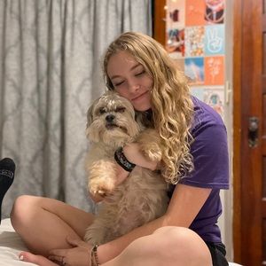 Meet your Posher, Carlee